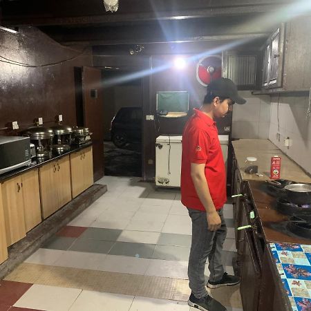 Capetown Guest House Islamabad Bagian luar foto