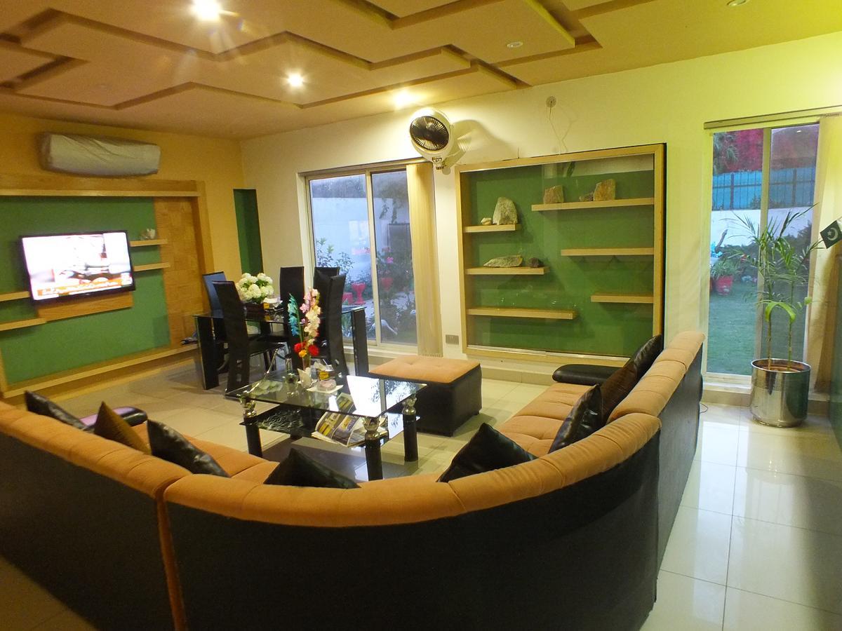 Capetown Guest House Islamabad Bagian luar foto