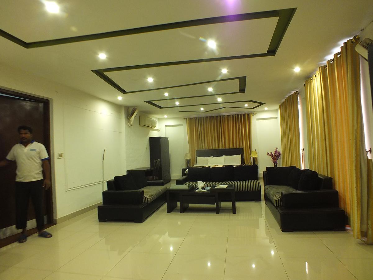 Capetown Guest House Islamabad Bagian luar foto