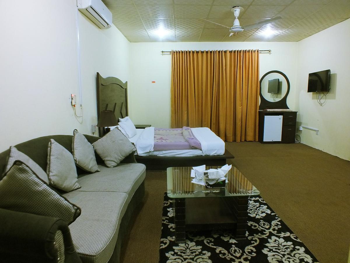 Capetown Guest House Islamabad Bagian luar foto