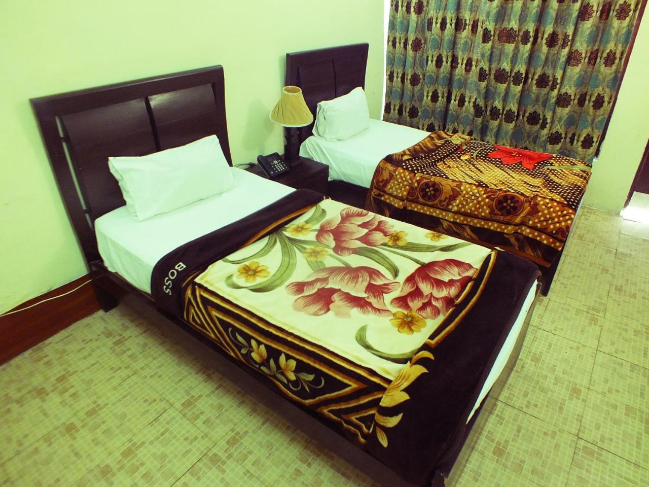 Capetown Guest House Islamabad Bagian luar foto